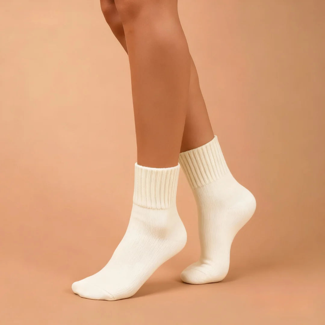 Women's Minimalist Solid Knit Assorted Mid-Calf Socks, 5-Pair Basic Everyday Pack, Soft & Warm for Fall & Winter, Sock Set, Soft Comfy Socks